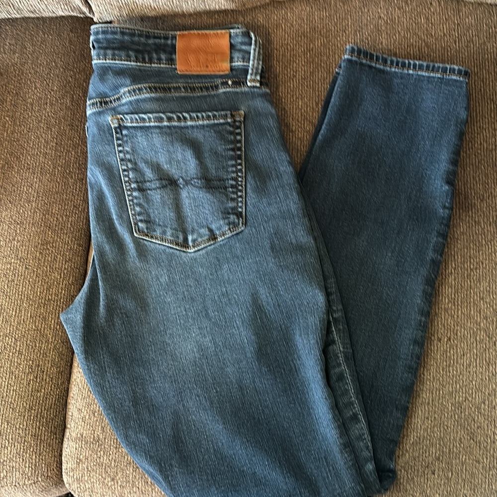 Lucky Jeans Size 6/28 Washed Denim